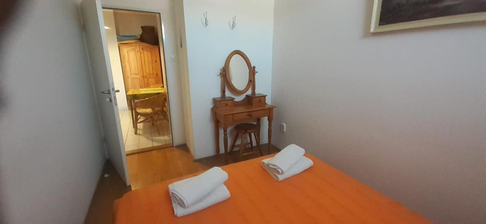 Pedestrian Street Apartment Hévíz Екстериор снимка